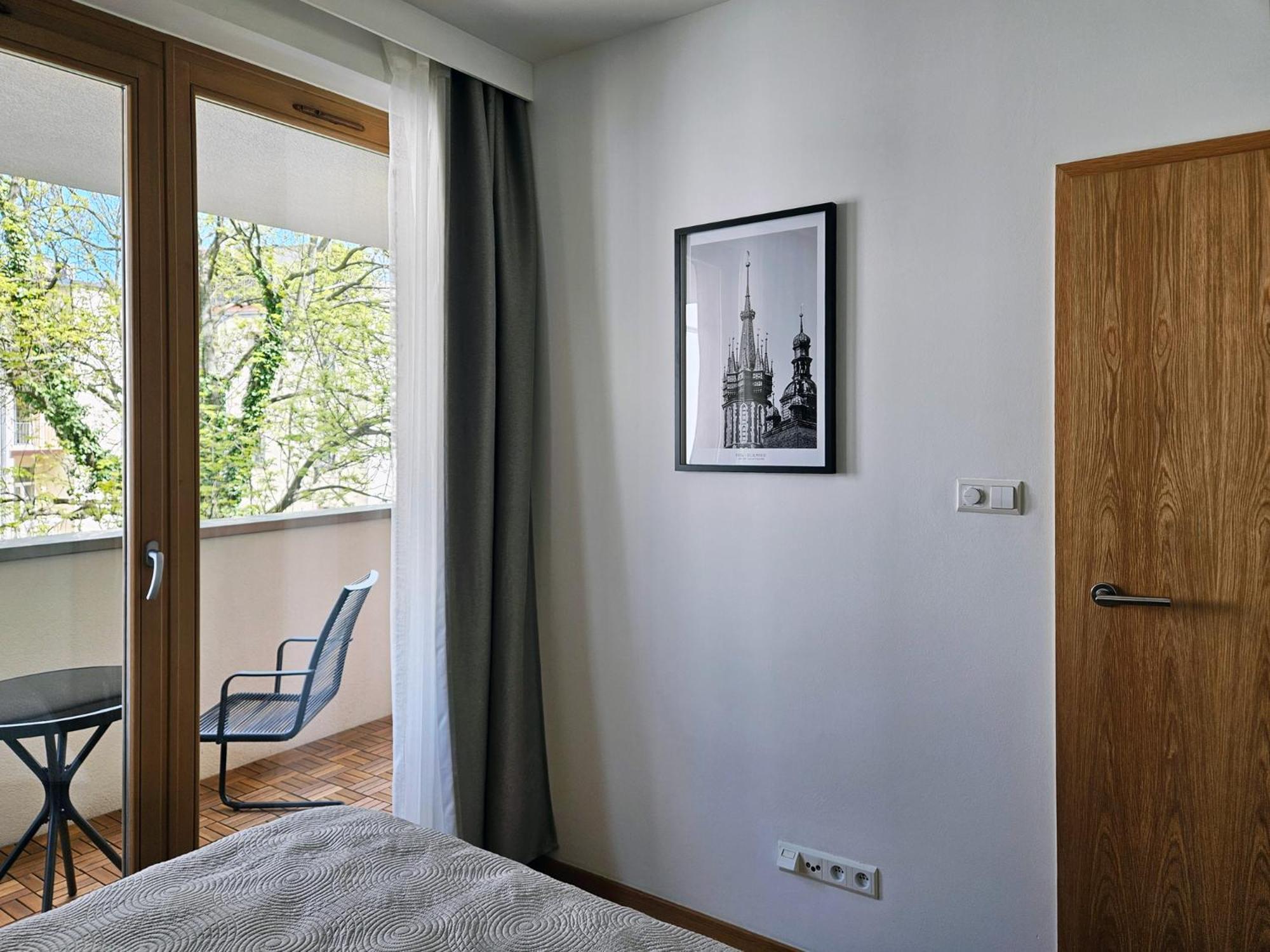 Old Town Plaza Apartment Cracovia Exterior foto